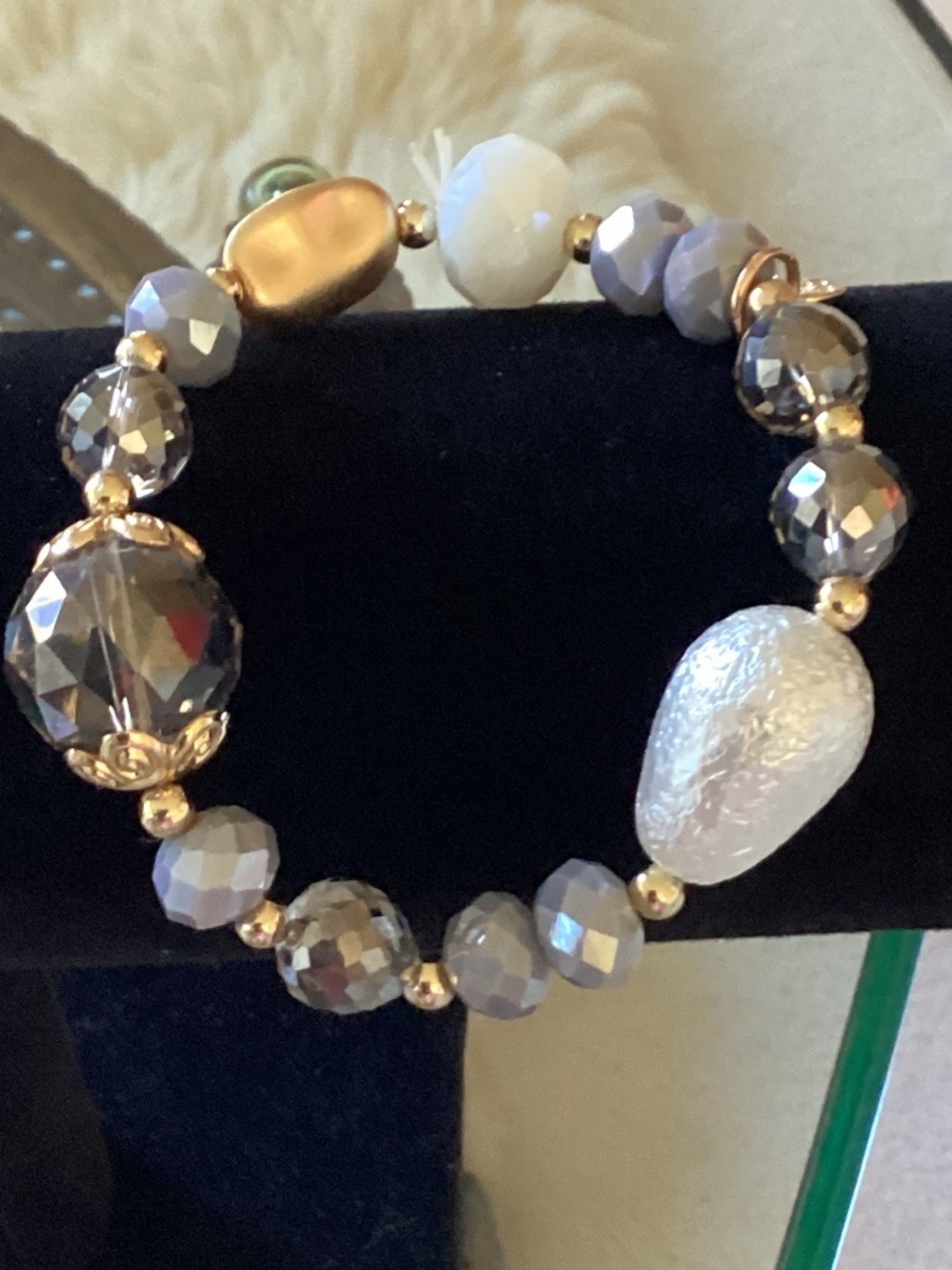Pretty Crystal and Faux Pearl Bracelet